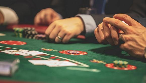 足球博彩中的大小球玩法：如何准确预测总进球数？-免费彩金-白嫖网-白菜论坛